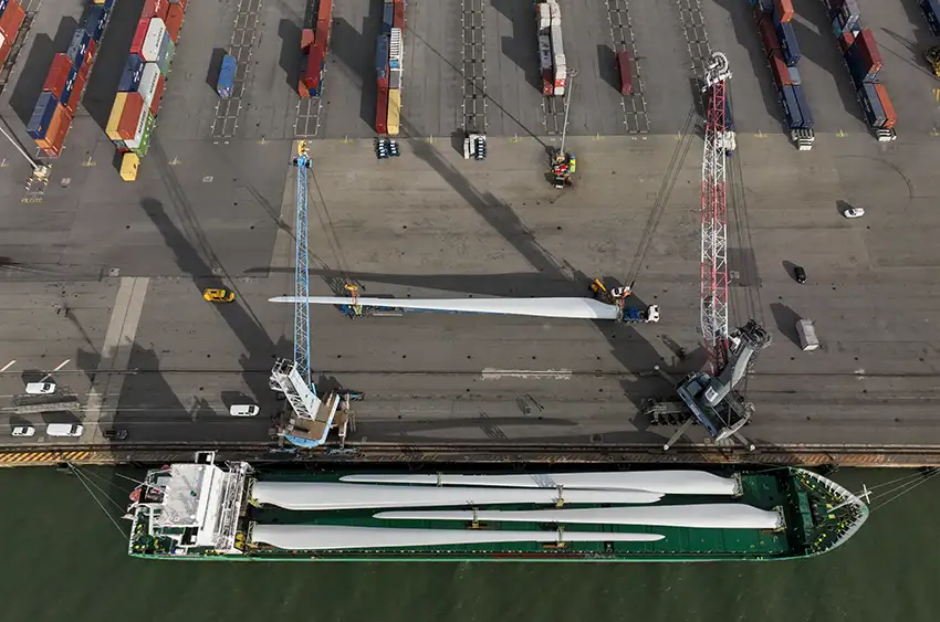 Nantes_Saint-Nazaire_Port_High_Performance_Facility_Offshore_Wind_Industry_Port_Alliance