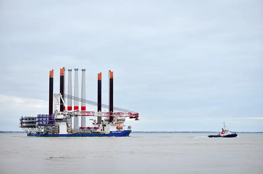 Nantes_Saint-Nazaire_Port_Waterway_Heavy-Lift_Cargo_Offshore_Wind_Port_Alliance